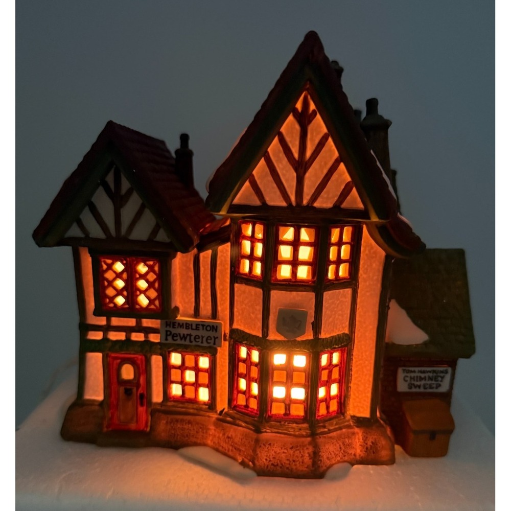 Department 56 Dickens Village Hembleton Pewterer 5800-9 Heritage Village Retired